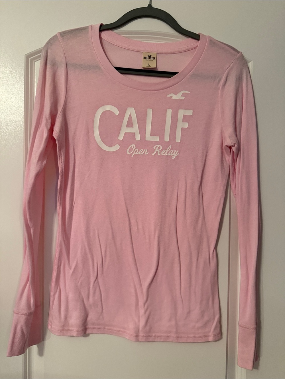 Hollister Light Pink Long-Sleeve 'CALIF Open Relay' Tee